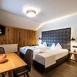 Dolomiten Residenz - Hotel 4*