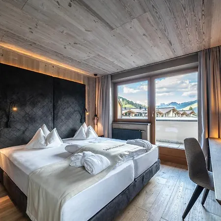Hotel Dolomiten Residenz - 4*