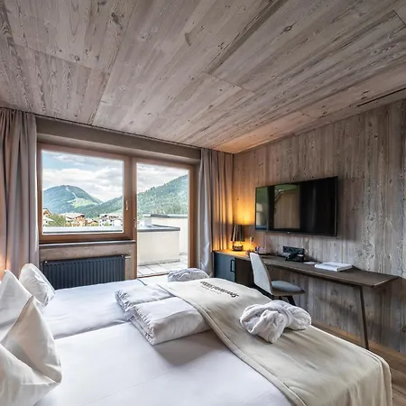 מלון Dolomiten Residenz - 4*