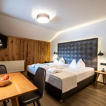 Dolomiten Residenz - מלון 4*
