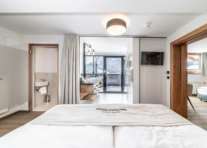 Dolomiten Residenz - מלון