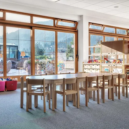 Hotel Dolomiten Residenz -