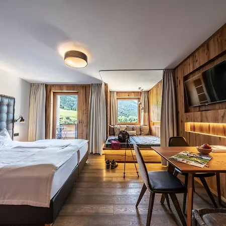 Hotel Dolomiten Residenz - 4*