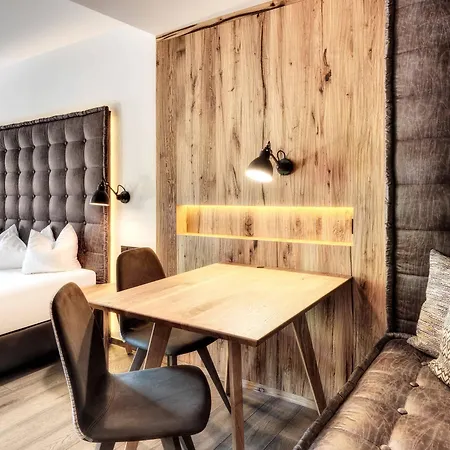 Dolomiten Residenz - 4*
