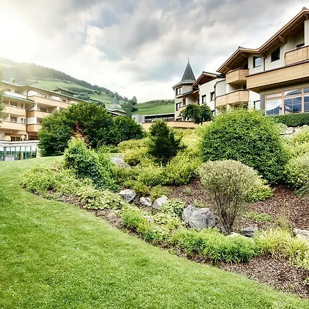Dolomiten Residenz - 4*